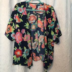 Cute comfy and flowy Roxy Kimono-cover Up